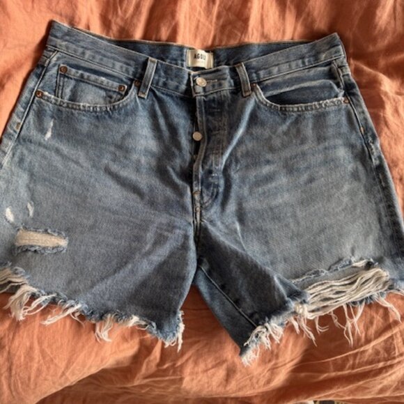 AGOLDE Parker Long Short with Cuff - Size 30 - Picture 2 of 4